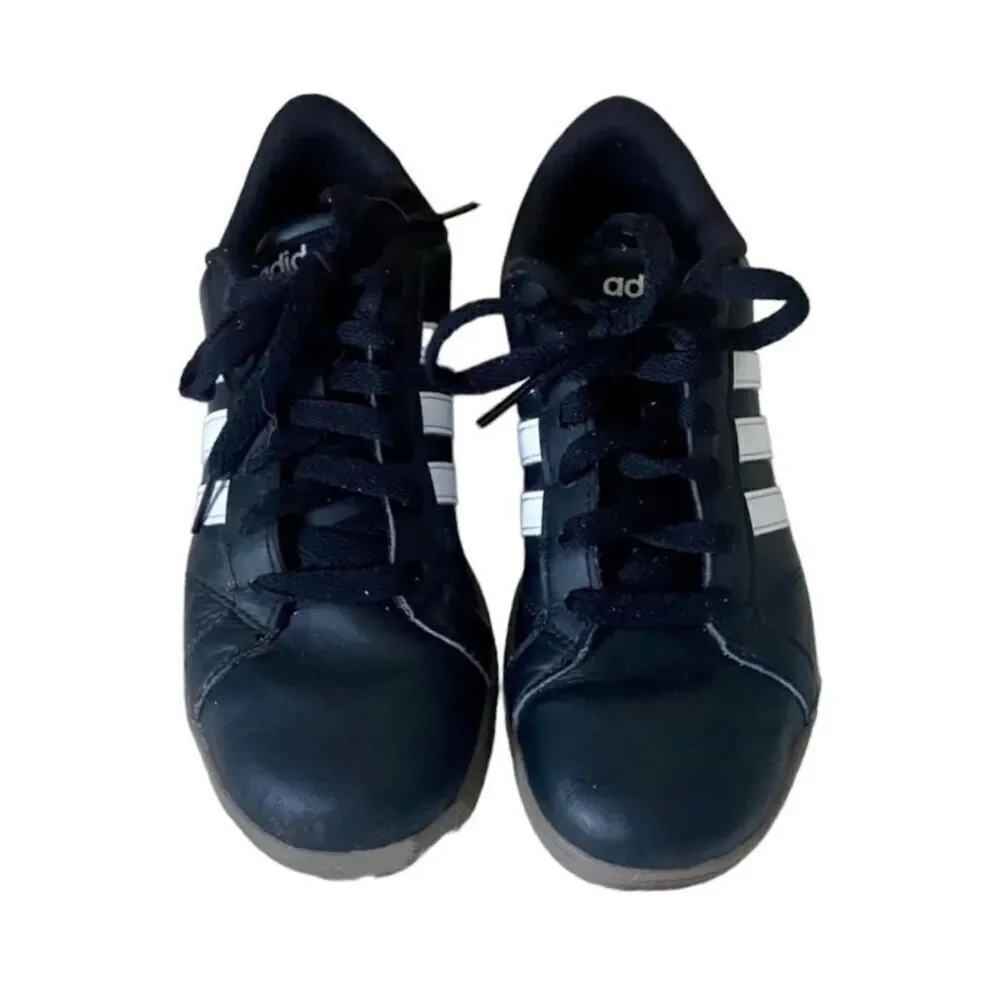 adidas B43874 Kids US 3 Unisex Baseline Sneaker